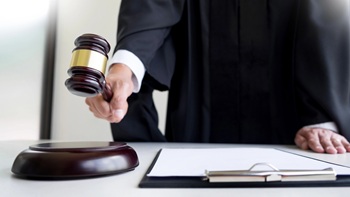 Tennessee Congressman Files to Impeach Obama Judge Who Told the Supreme Court to Pound Sand on Somalia Deportations