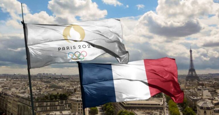 French Flash Mob Plans to Poop in the Seine River to Protest the Upcoming Olympics