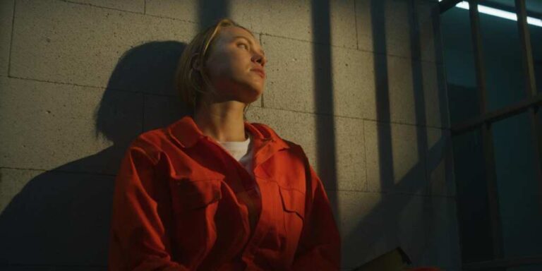 Hillary’s Worst Nightmare: FBI Memo Could Finally Lock Her Up